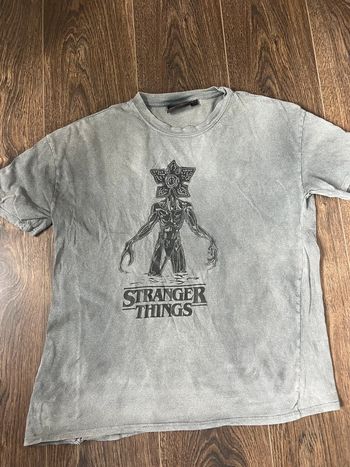 T-shirt Stranger things
