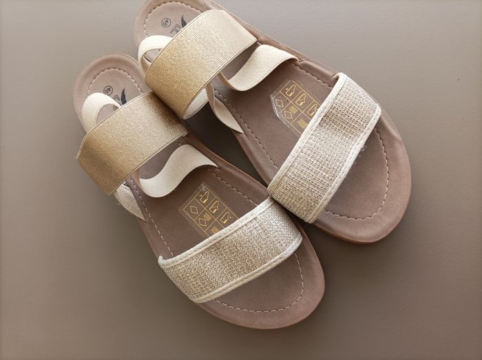 Chaussures femme doré - photo numéro 3