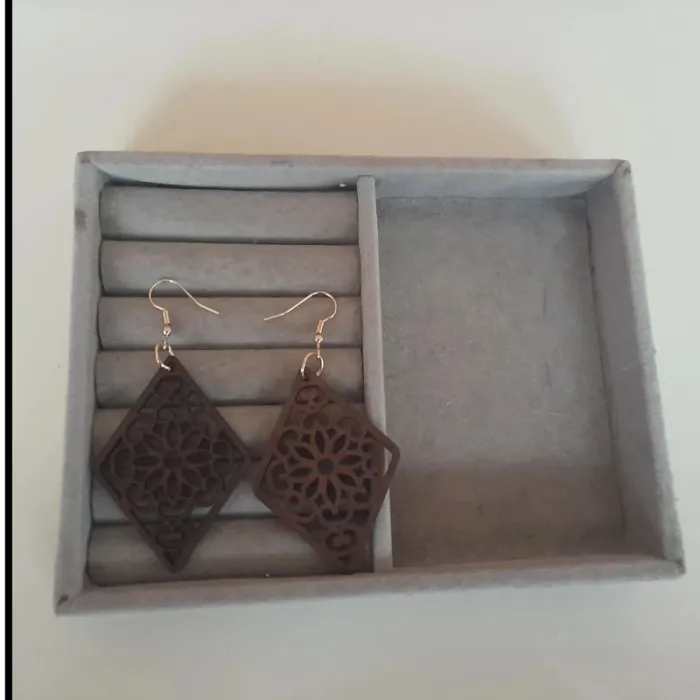 boucle d'oreille