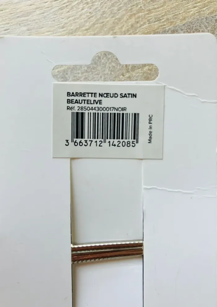 Barrette nœud satin noir de Beautélive Pretty Final Touch – Neuve - photo numéro 7