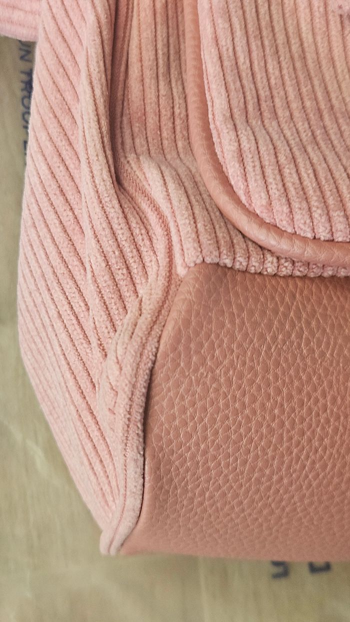 Sac à main crossbody Cabaïa- taille médium- neuf non utilisé avec sa bandoulière - photo numéro 7