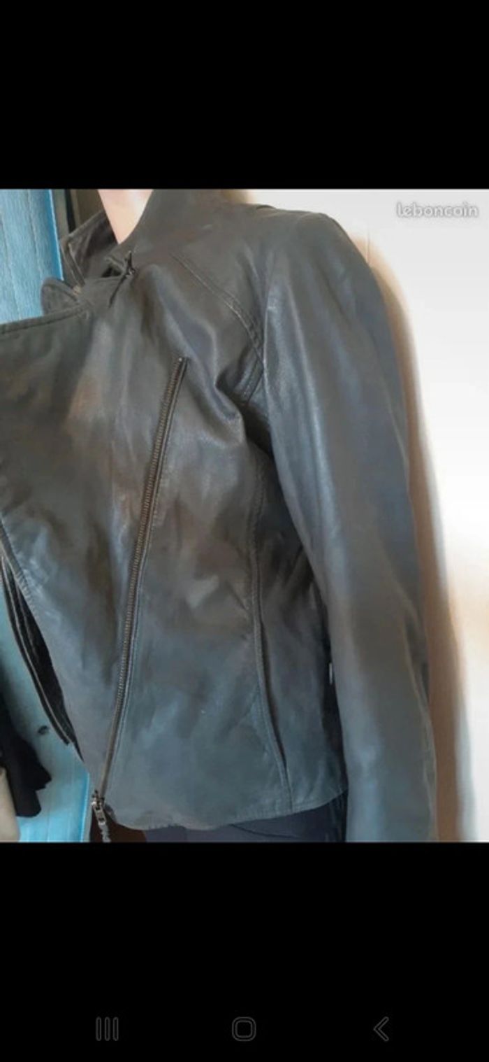 I code veste en cuir d'agneau T.40 - photo numéro 5