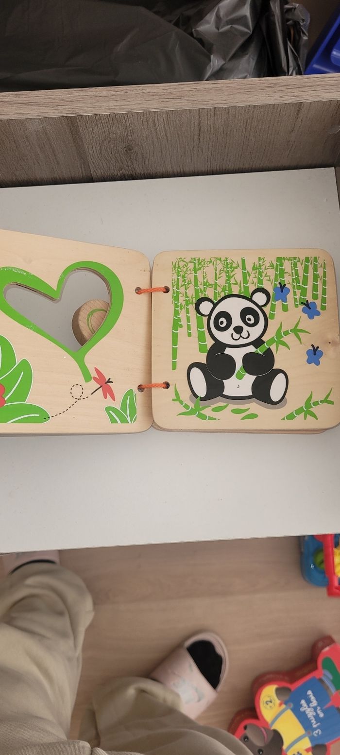 Livre en bois - photo numéro 3