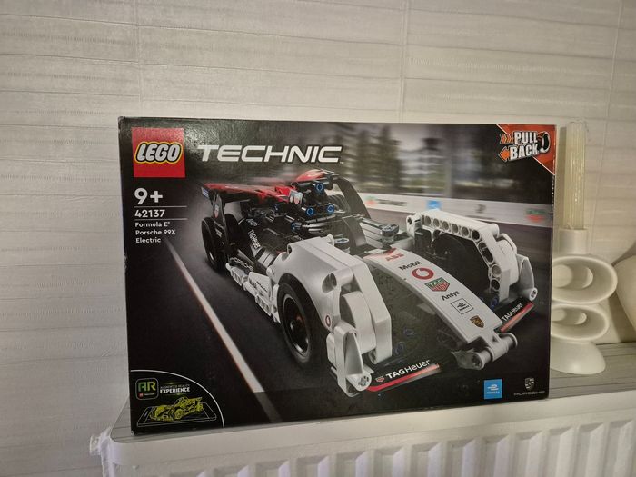 Lego Technic Porsche Formula 42137