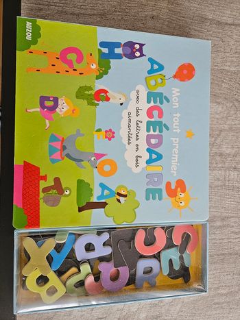 Livre apprentissage alphabet