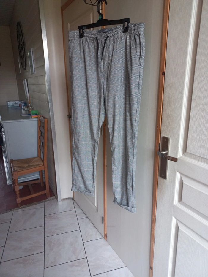 Pantalon gris
