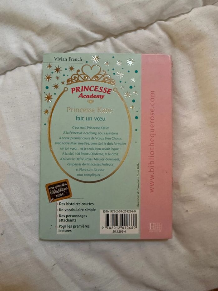 Lot 9 livres Princess Academy - photo numéro 13