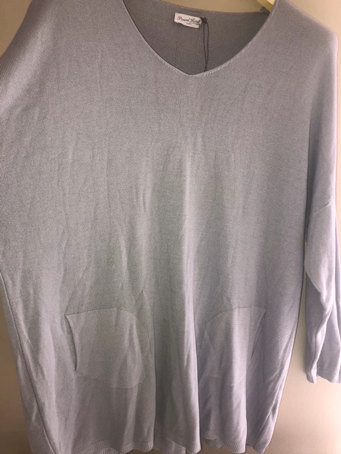 Joli pull long et fin - photo numéro 2