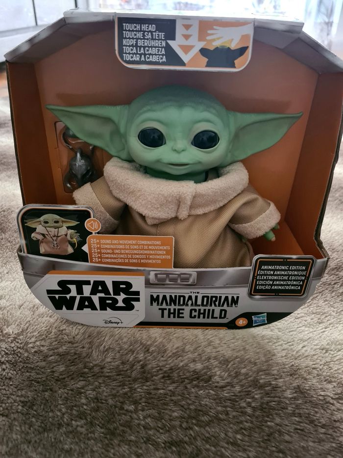 Baby yoda, the mandalorian, figurine animatronique - photo numéro 2