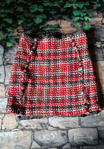 Mini jupe tweed rouge noir blanc