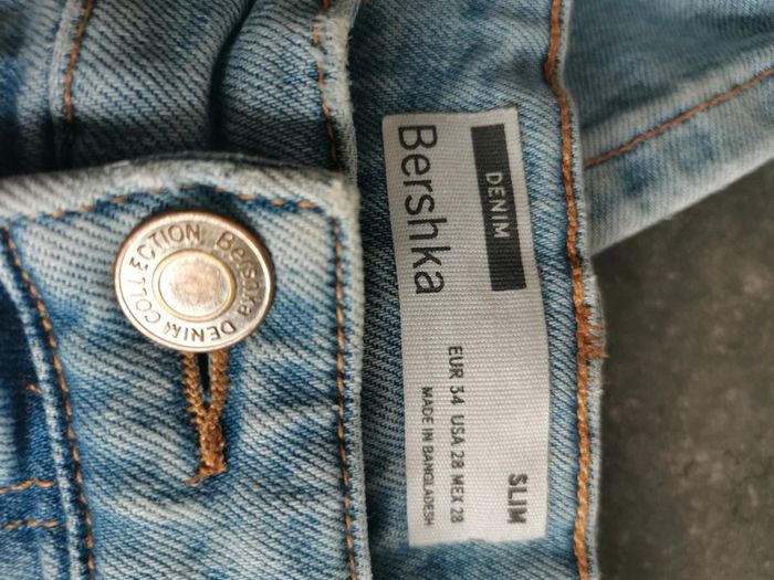 Jean homme ou garçon taille 34. - photo numéro 2