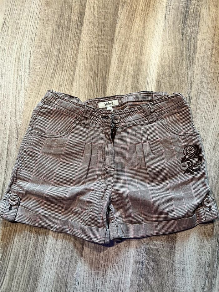 Short gris et rose