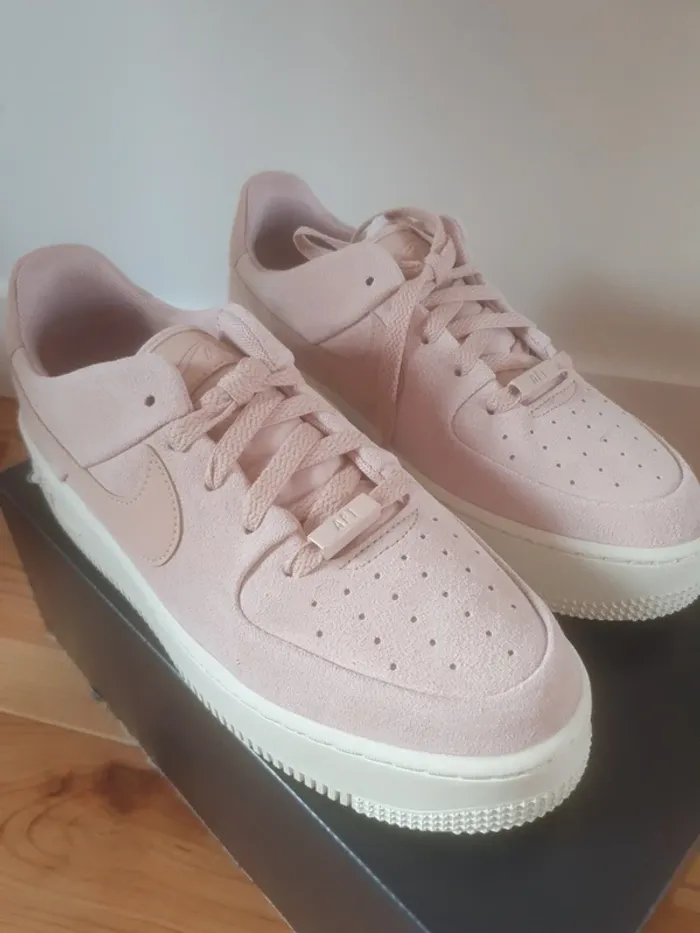 Nike Air Force 1 Sage/neuves/42 - photo numéro 3
