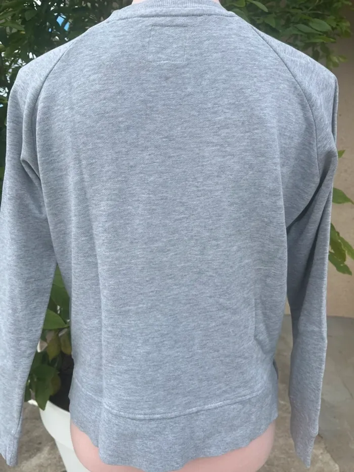 Sweat gris - photo numéro 4