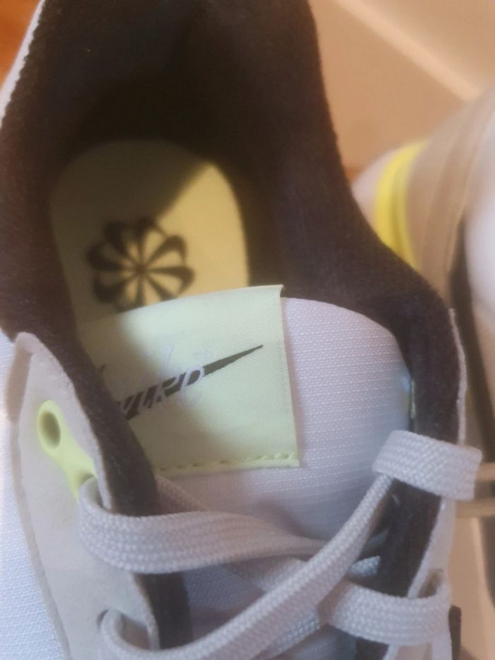 Nike Air Max (38.5) - photo numéro 4
