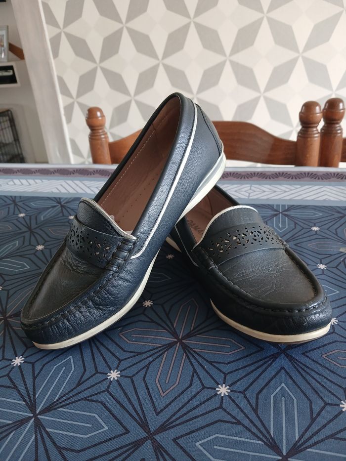 Paire de chaussure - photo numéro 1