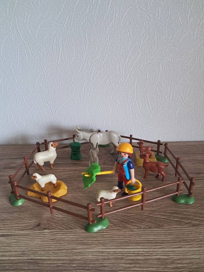 Playmobil 6133 fermière avec animaux