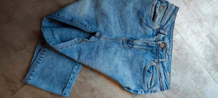 Jeans 👖 - photo numéro 3