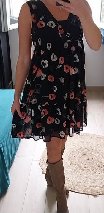 Jolie robe motifs fleuris