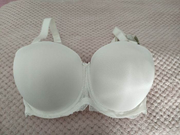 Soutiens gorge neuf avec étiquette