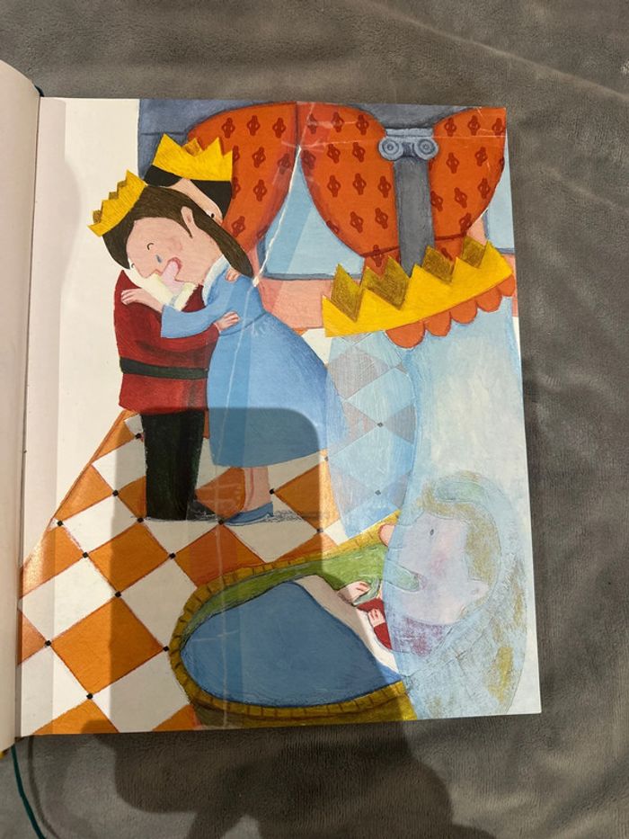 Livre le soir avec mes princes et princesses - photo numéro 2