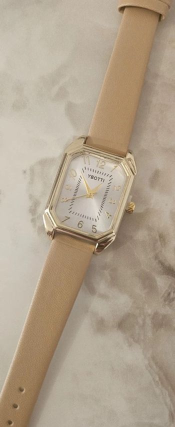 Montre doré