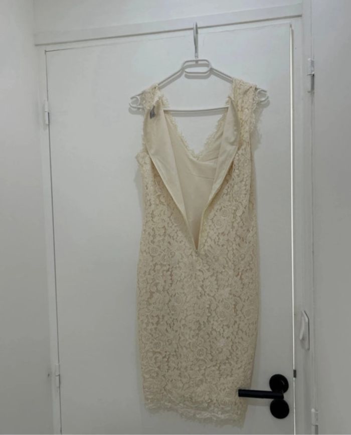 Robe en Dentelles Neuve taille S Crème - photo numéro 6
