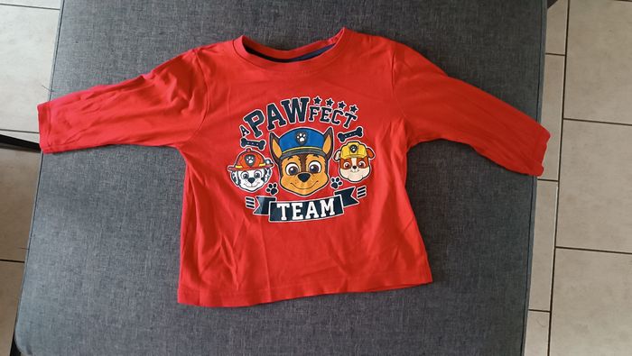 Lot de vêtements pat patrouille taille 92(cm)