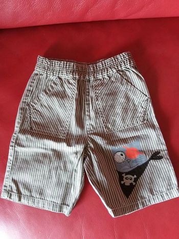 Bermuda rayé  pirate 12 mois