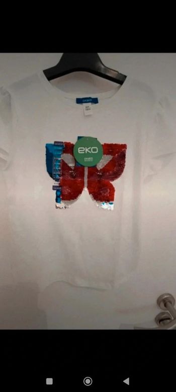 Tee-shirt neuf perles réversibles 8 ans