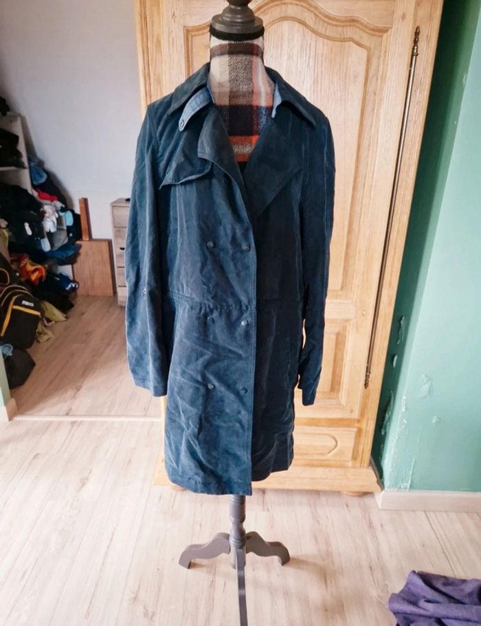 Superbe manteau léger trench peau de pêche EDC taille s bleu marine