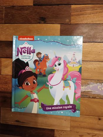 Livre : Nella une mission royale
