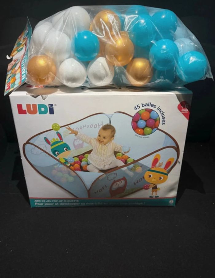 Lot de 2 jeux éveil - Ludi aire de jeux à balles + 60 balles