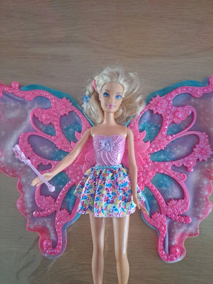 Barbie papillon - photo numéro 2