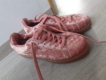 Baskets velours rose vintage 39