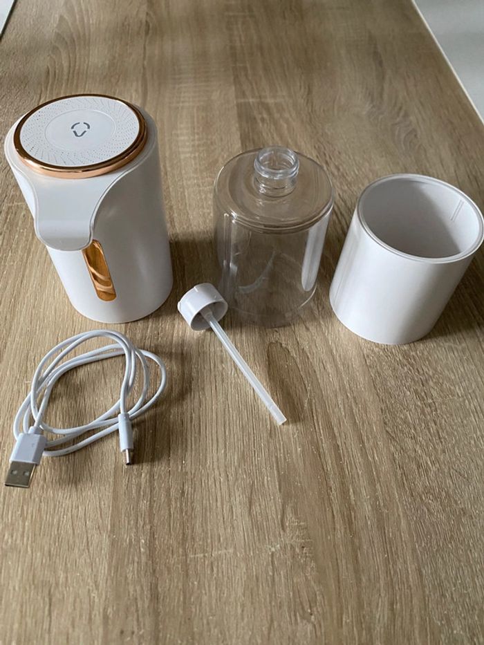 Distributeur de savon ou liquide vaisselle rechargeable - photo numéro 5