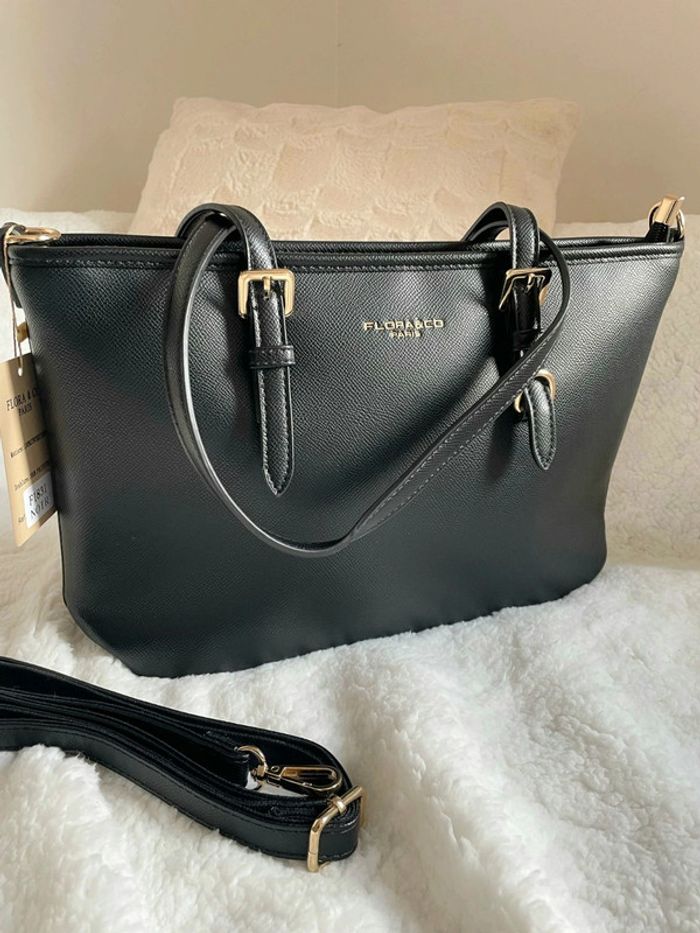 Sac à main noire en cuir synthétique - photo numéro 5