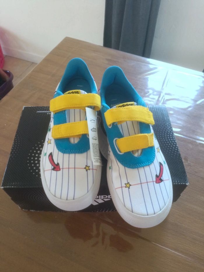 Baskets a scratch adidas mickey - photo numéro 3