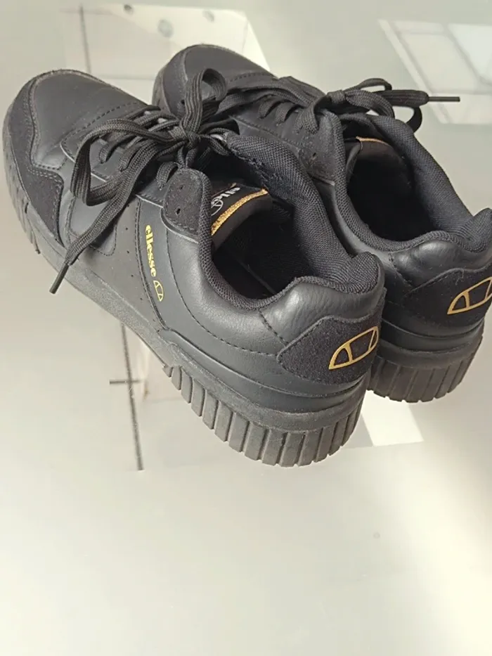 Baskets Plate-Ellesse-Pointure 39 - photo numéro 3