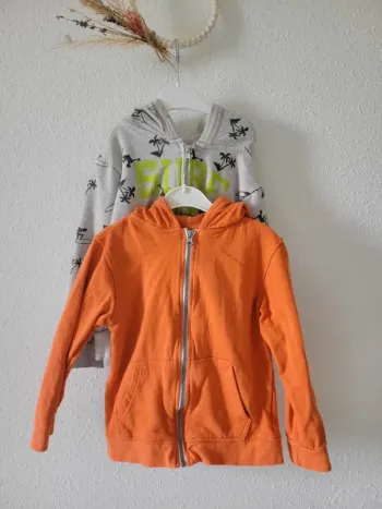 Lot de 2 gilets zippés garçon 👦 taille 8 ans