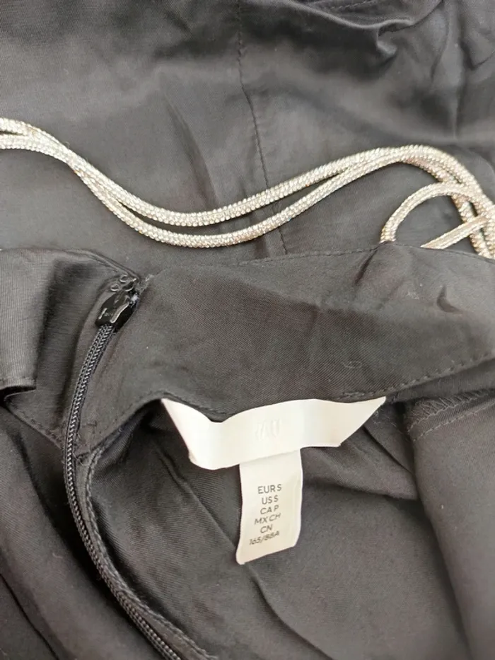 Magnifique robe H&M taille S - photo numéro 5