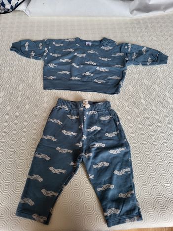 Ensemble petit bateau