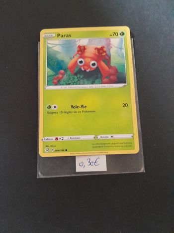 Carte Pokémon Paras 004/196