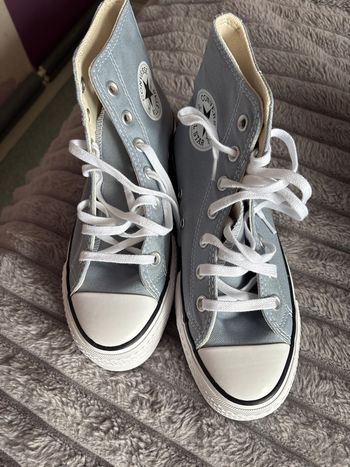 Baskets converse toute neuves