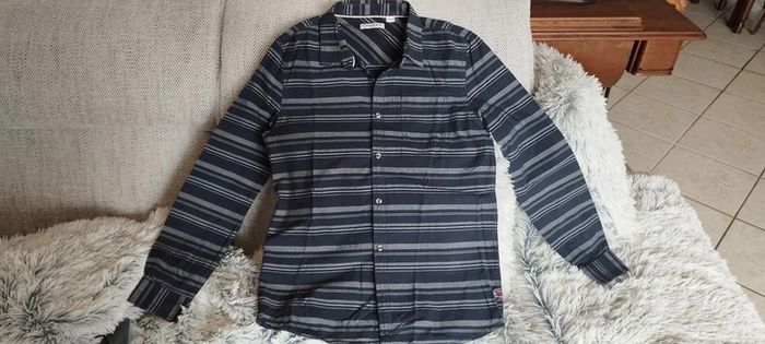 Chemise manches longues Creeks. Taille 16 ans. Neuve. - photo numéro 9