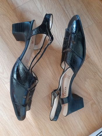 Sandales neuves Artika