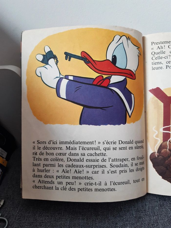Livre vintage Walt Disney : Les albums roses : Donald et l'écureuil volant - photo numéro 5