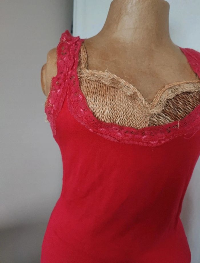Débardeur rouge - photo numéro 2