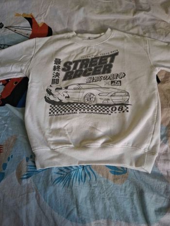 Pull  7 8 ans