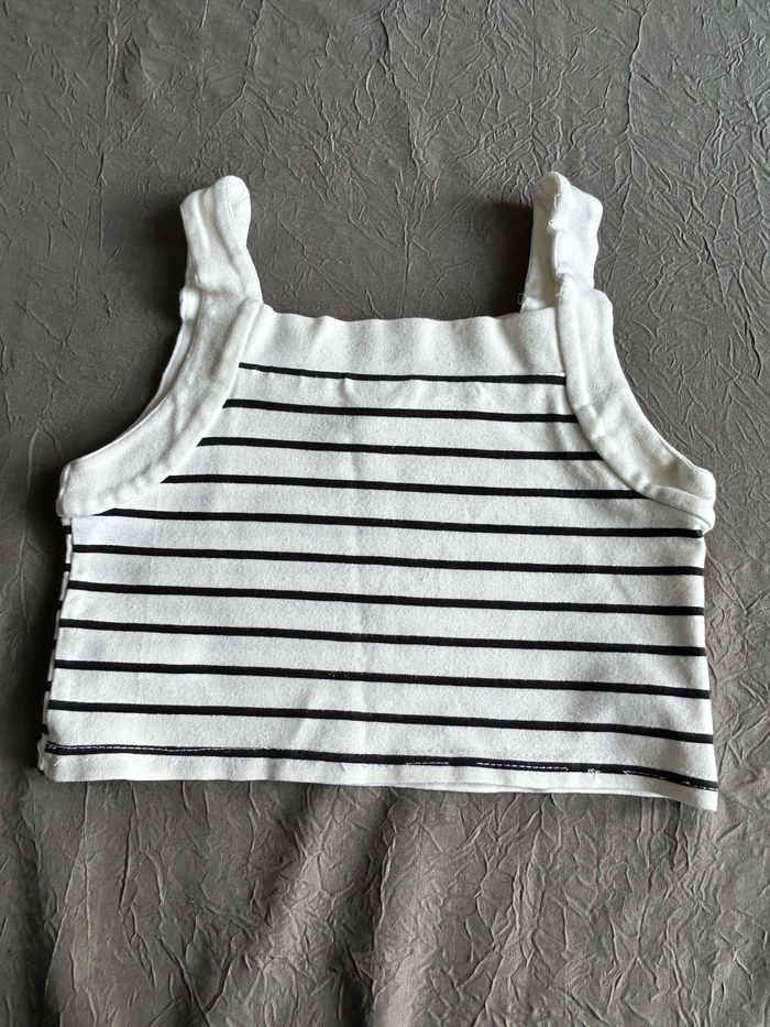 Lot de 3 t-shirts/débardeurs été fille 6 ans - photo numéro 8